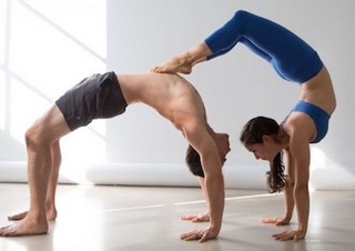 Ashtanga Yoga Intermediate Series with David Robson (8-10)